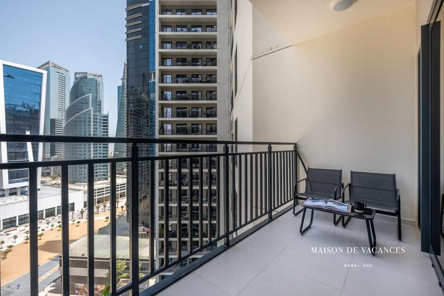 Cozy 1 Bedroom In Business Bay Dubai Apartment