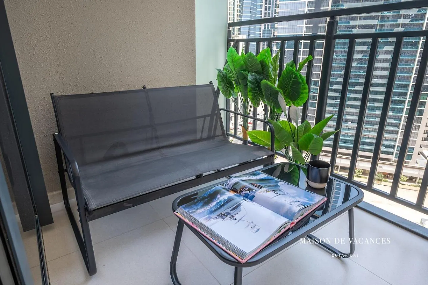 Cozy 1 Bedroom In Business Bay Dubai Apartment