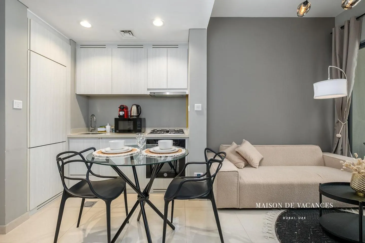 Apartament Cozy 1 Bedroom In Business Bay Dubaj