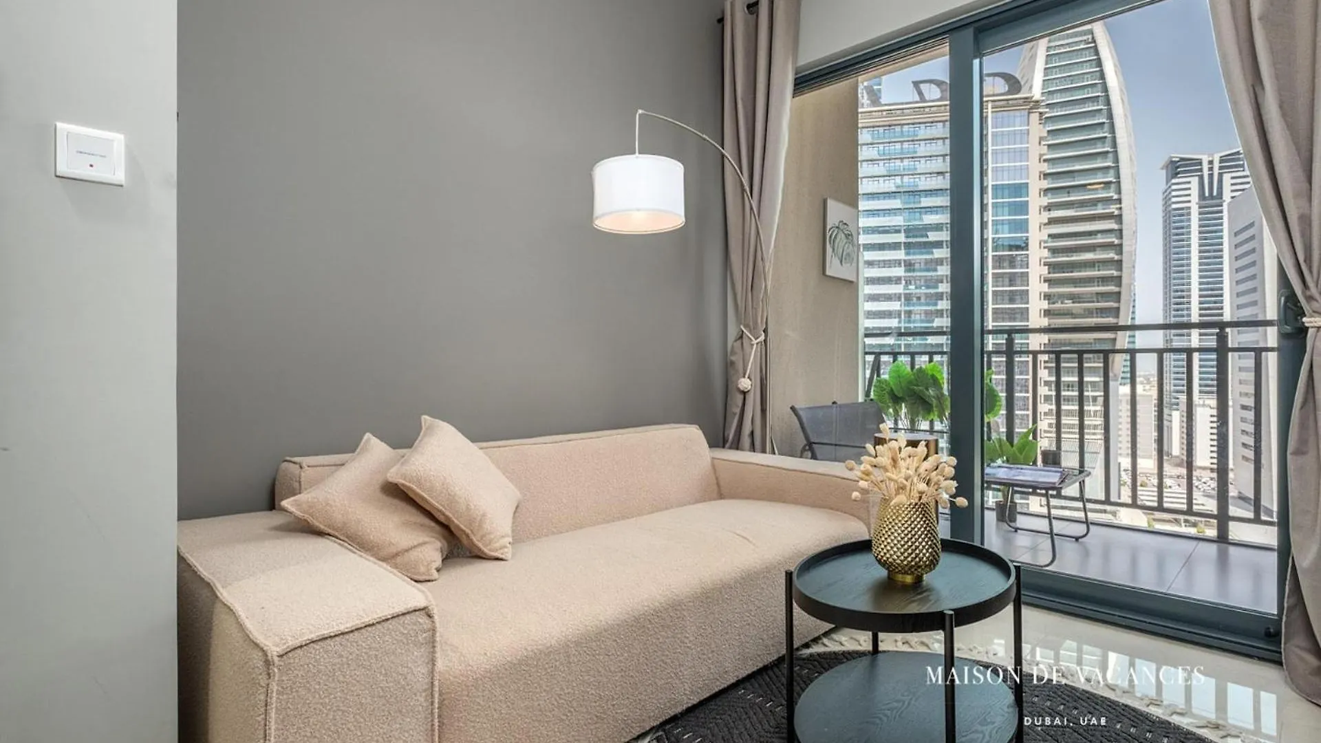 Cozy 1 Bedroom In Business Bay Dubaj Zjednoczone Emiraty Arabskie