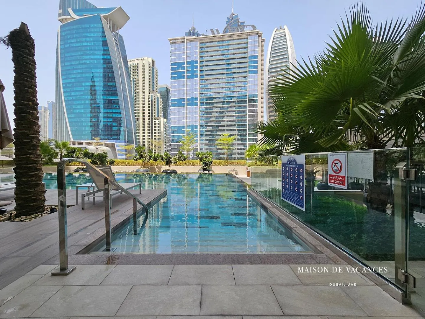 Cozy 1 Bedroom In Business Bay Dubaj Apartament